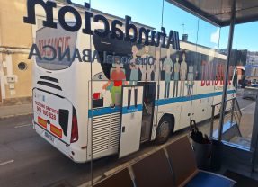 Campaña «Non perdas este bus. Doa sangue» en el CPR Afundación